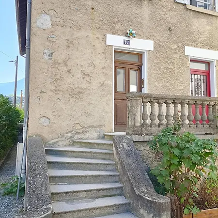 Le Pied-a-terre Des Bains * Aix-les-Bains